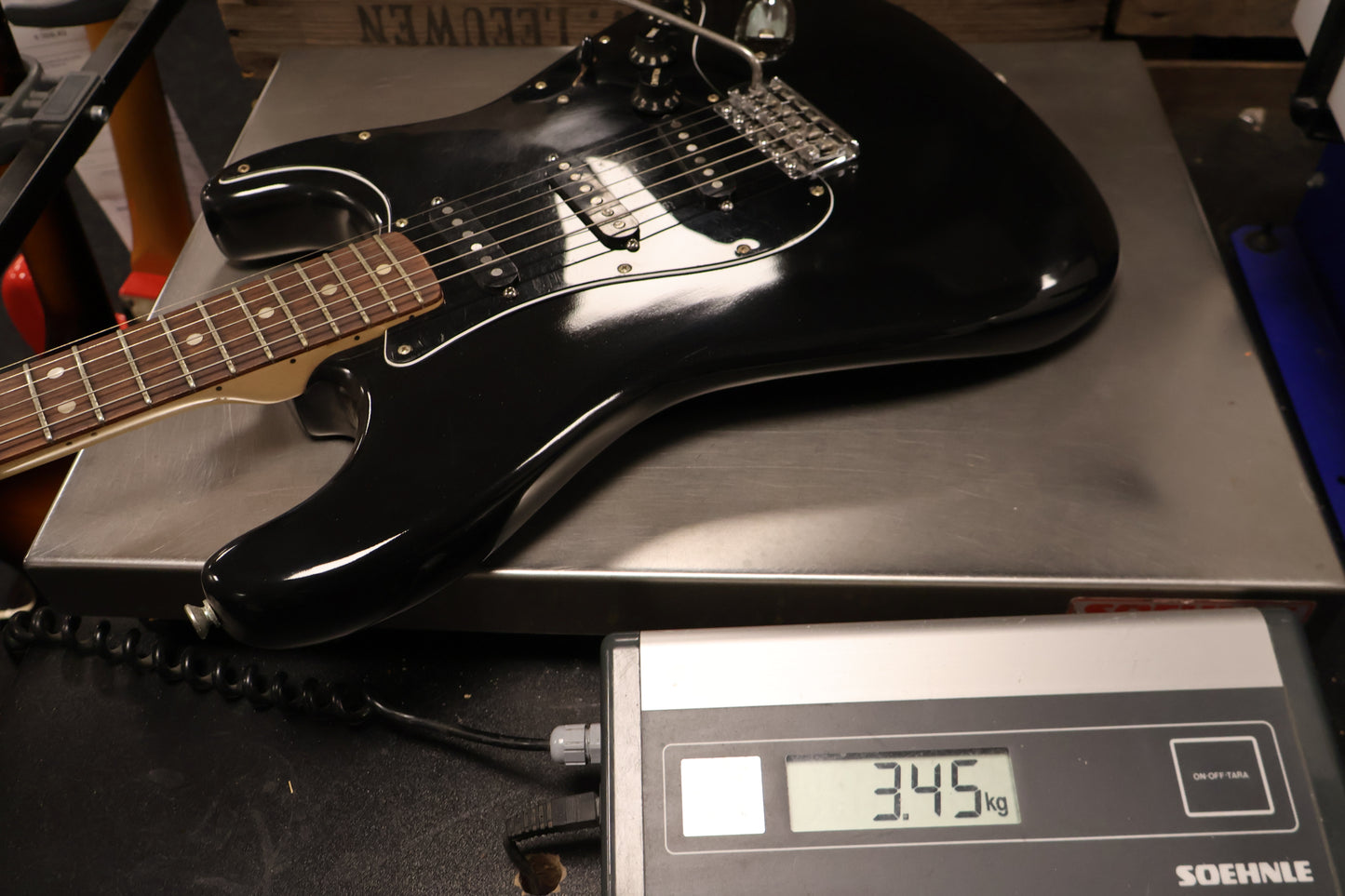 Fender 1976 Stratocaster Black Refin OHSC