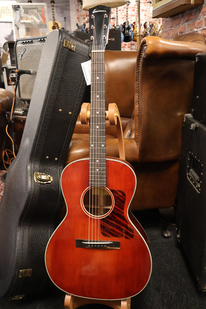 Eastman E10OOSS/V Antique Varnish OO model
