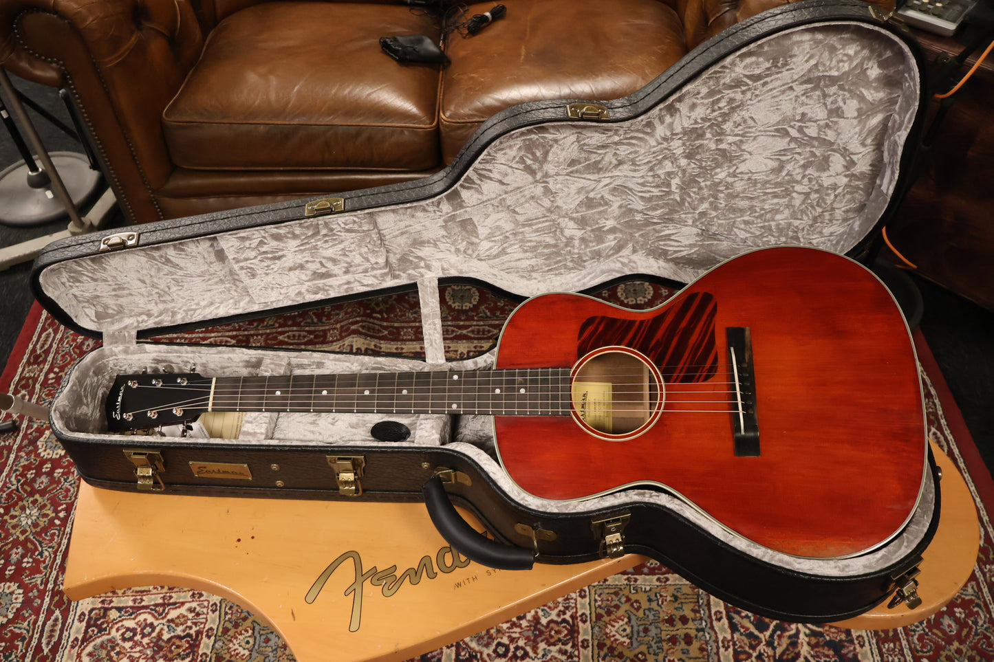 Eastman E10OOSS/V Antique Varnish OO model
