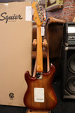 Squier LE Classic Vibe '60s Stratocaster HSS Sienna Sunburst
