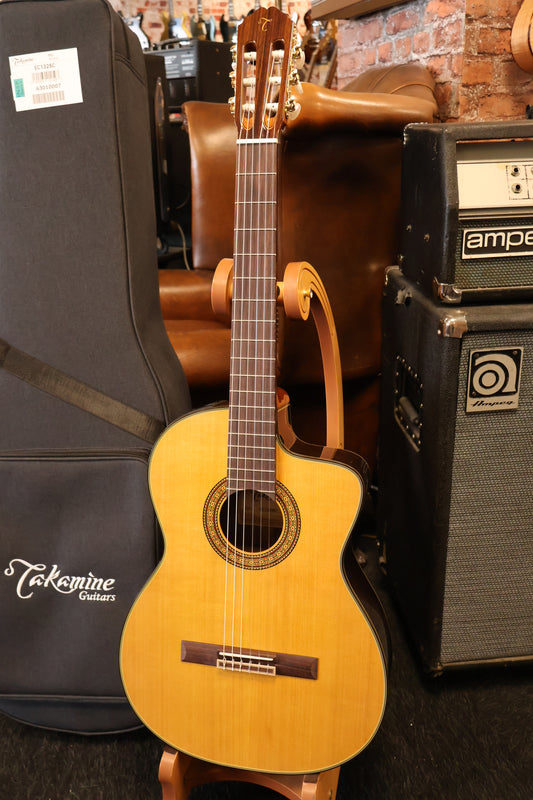 Takamine EC132SC Classical with EQ