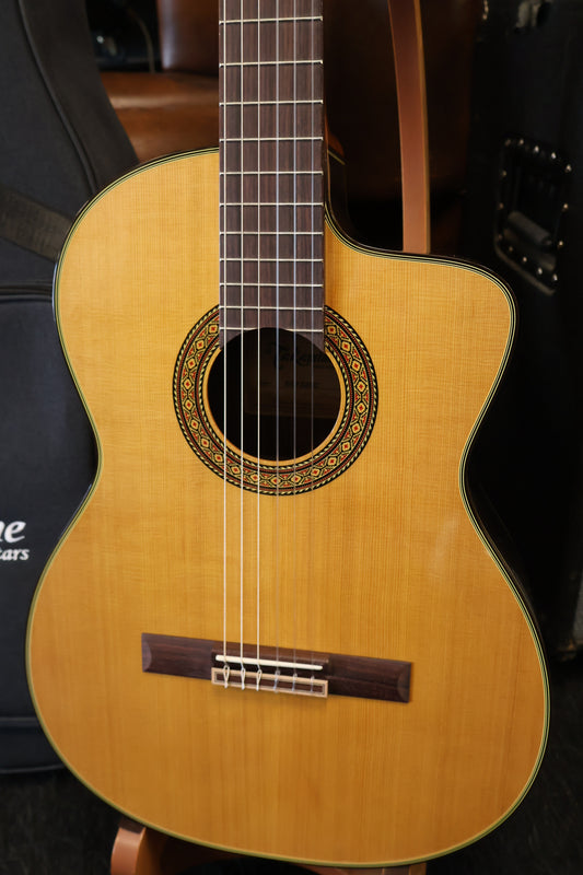 Takamine EC132SC Classical with EQ