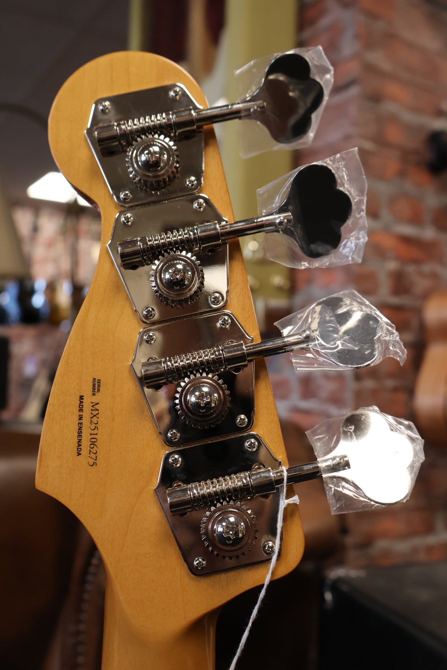 Fender Vintera II '60s Precision Bass 3-Color Sunburst (B-Stock)