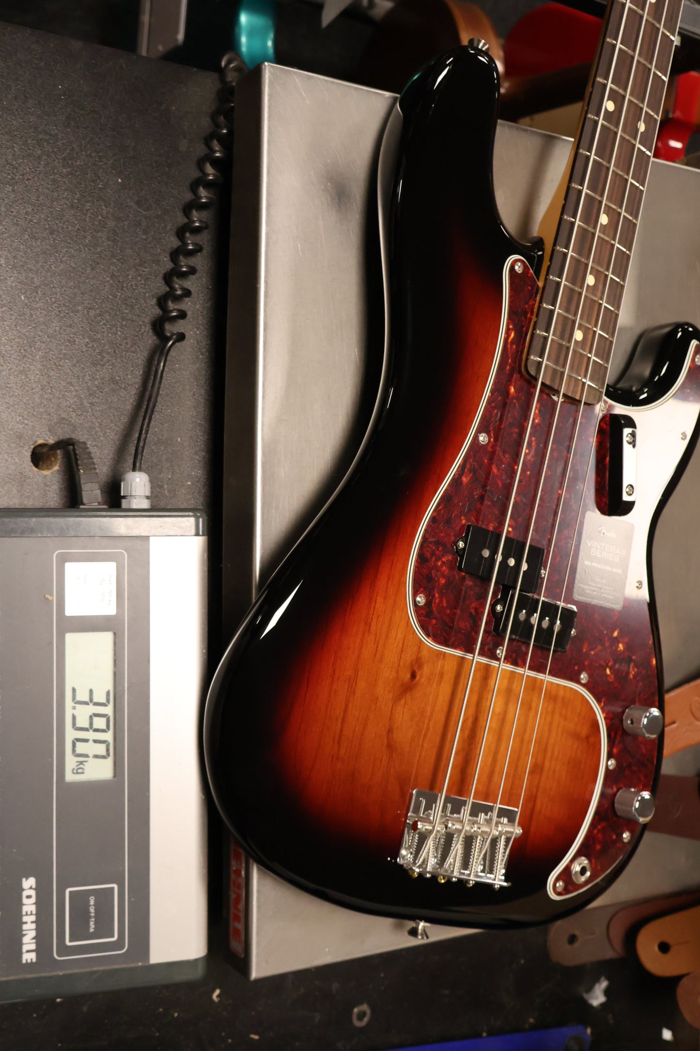 Fender Vintera II '60s Precision Bass 3-Color Sunburst (B-Stock)