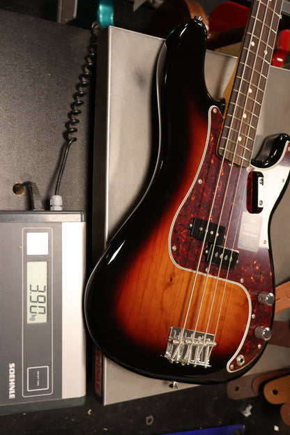 Fender Vintera II '60s Precision Bass 3-Color Sunburst (B-Stock)