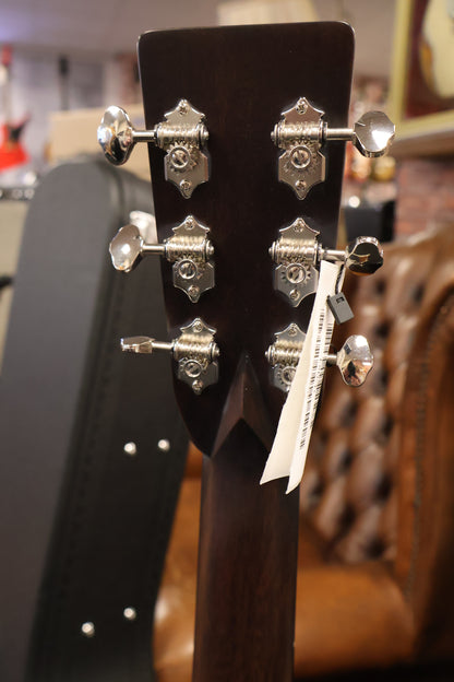 Eastman E8D-TC Dreadnought #545