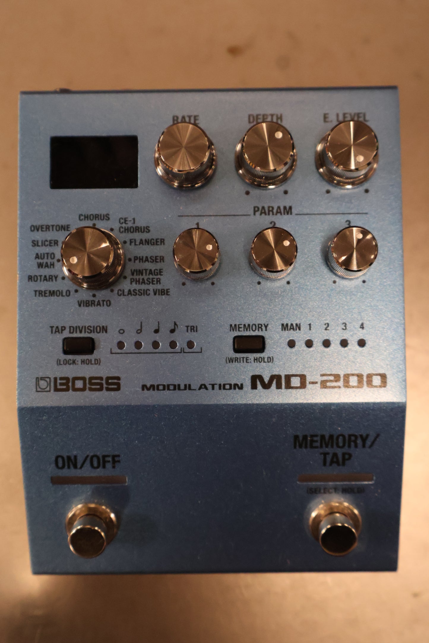 Boss MO-200 Modulation pedal (Used)