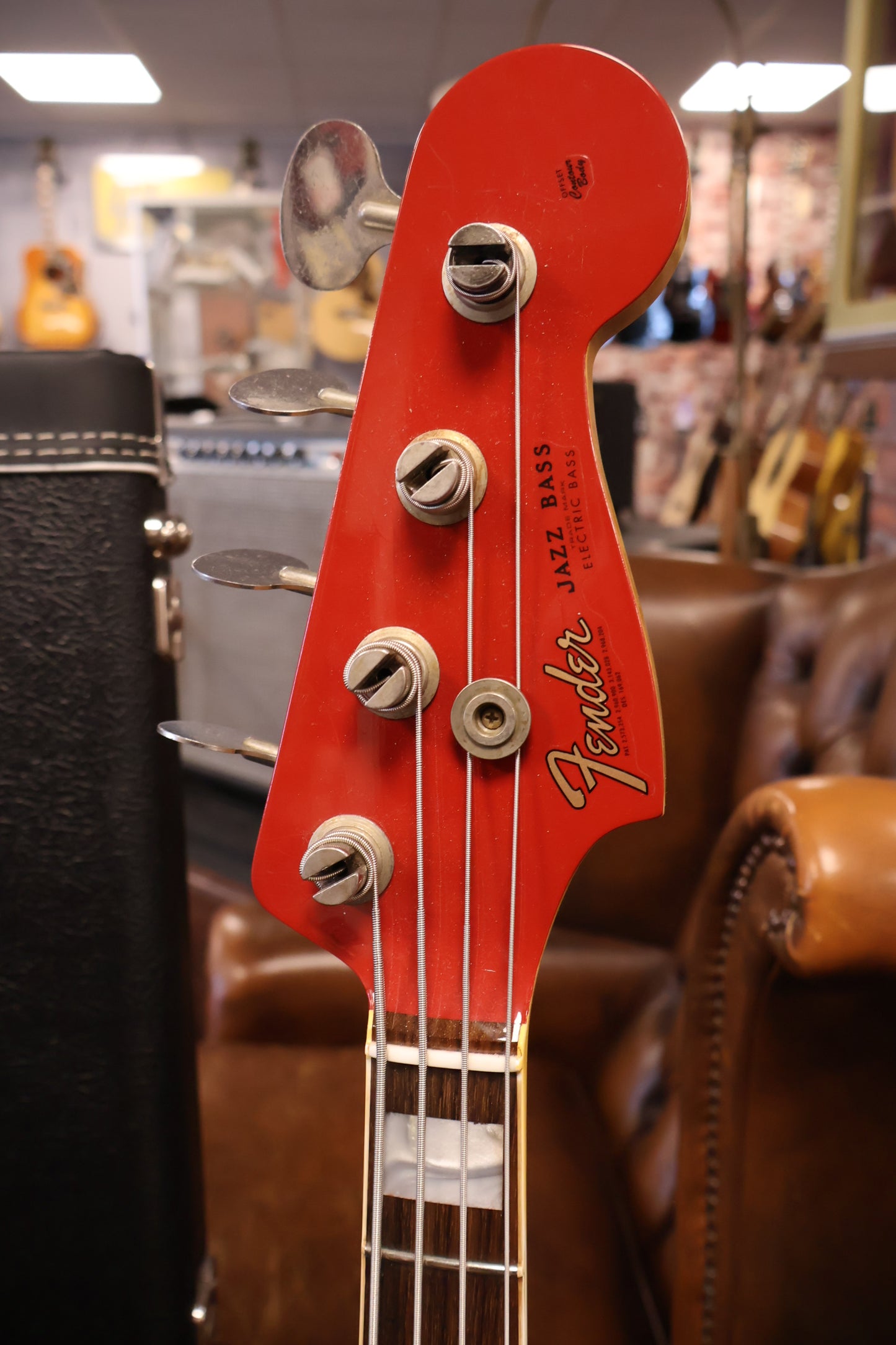 Fender 2023 LTD P BASS Special Journeyman Relic - Aged Dakota Red