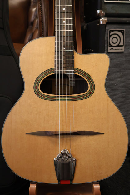 Eastman DM3 Gypsy Grande Bouche