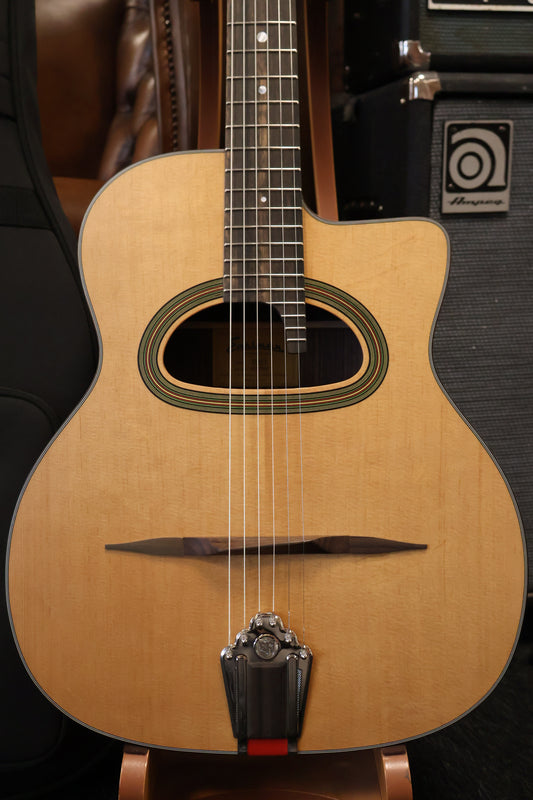 Eastman DM3 Gypsy Grande Bouche