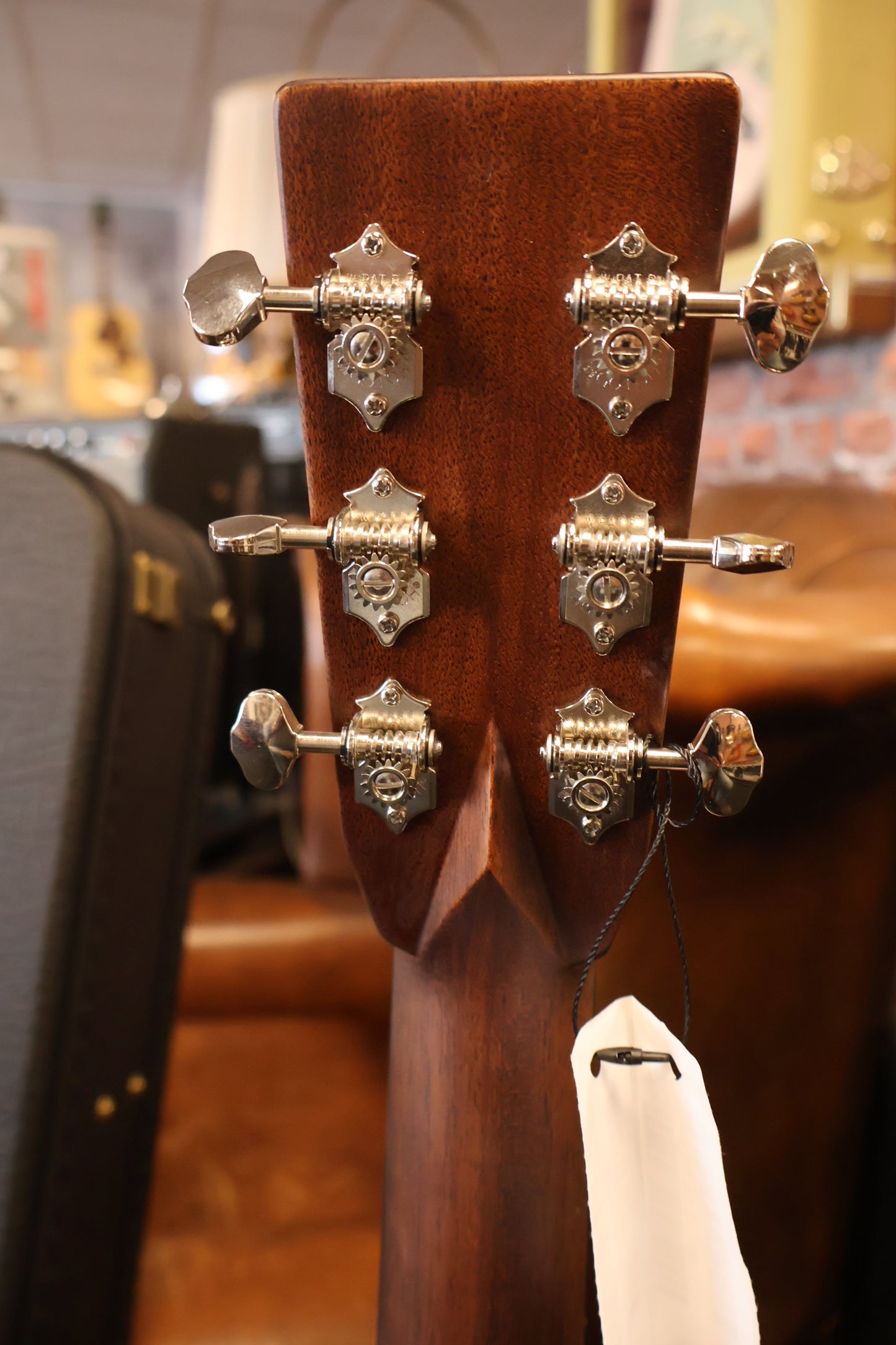 Eastman E20OM-TC-SB Ochrestral Model (B-STOCK)
