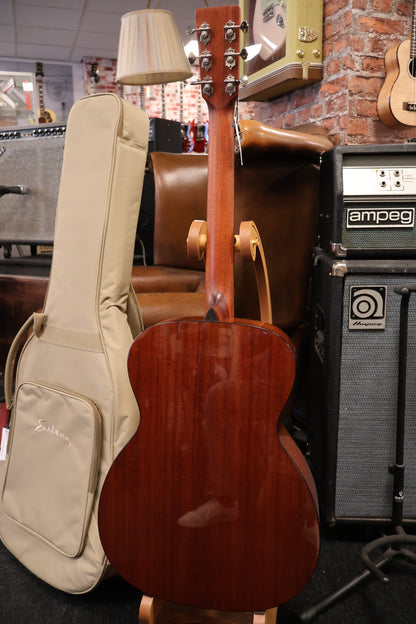 Eastman E2OM-DLX Orchestra Sunburst (B-Stock)