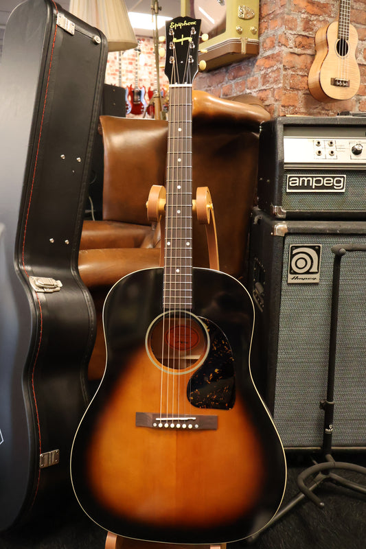 Epiphone 1942 Banner J-45 Reissue