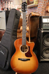 Eastman AC222CE DLX Grand Auditorium with gigbag Goldburst