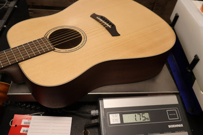 Baton Rouge A11LS Dreadnought (Used)