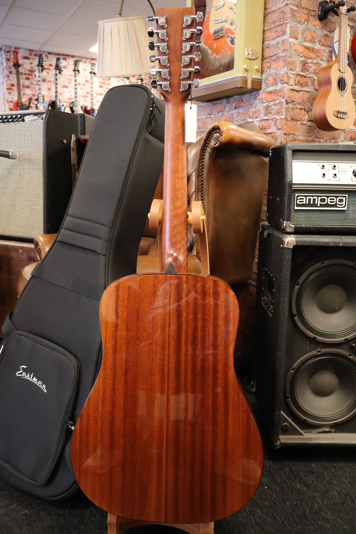 Eastman E1D-12-DLX Dreadnought All Solid Deluxe