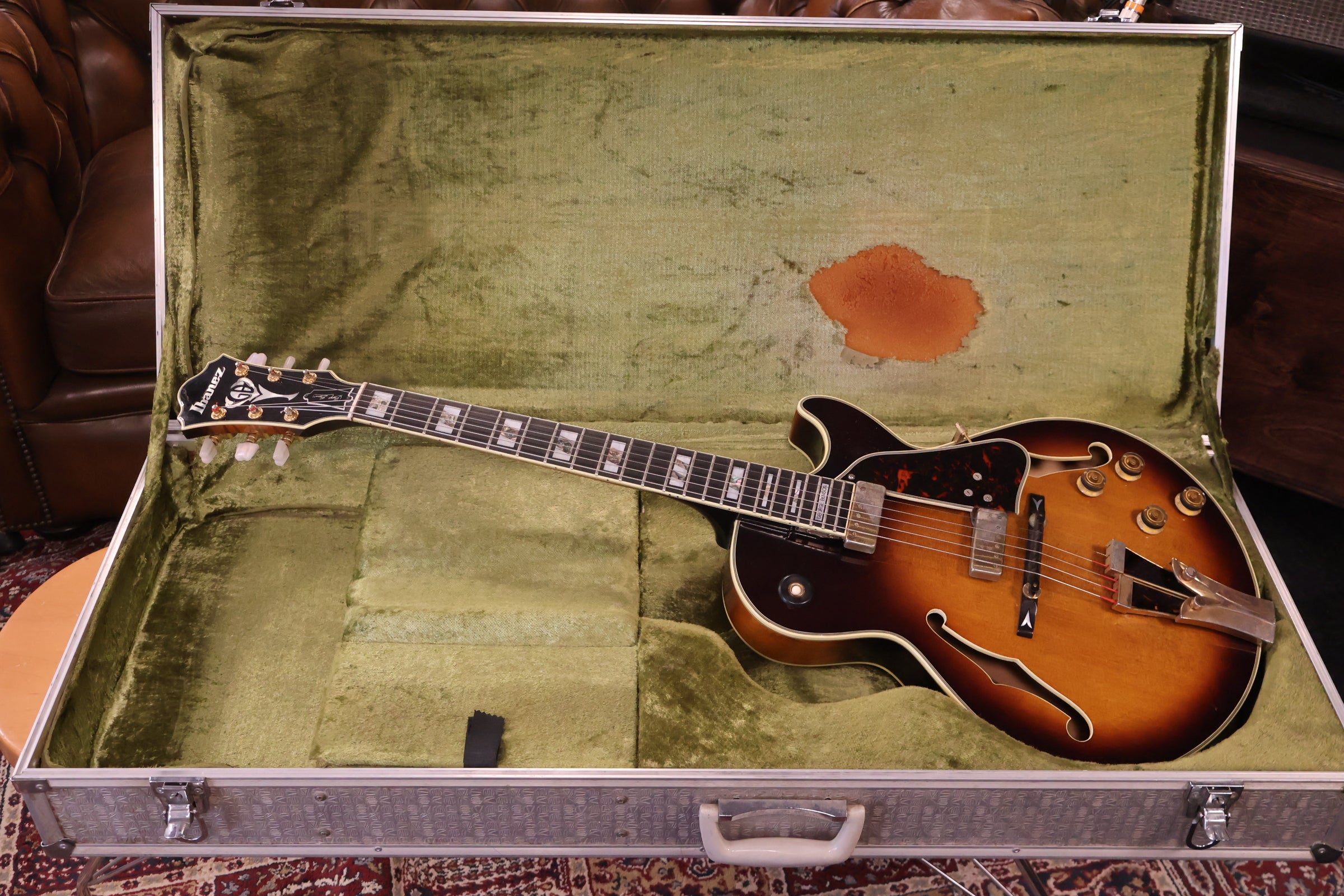Ibanez 1979 GB-10 George Benson OHSC – Dirk Witte