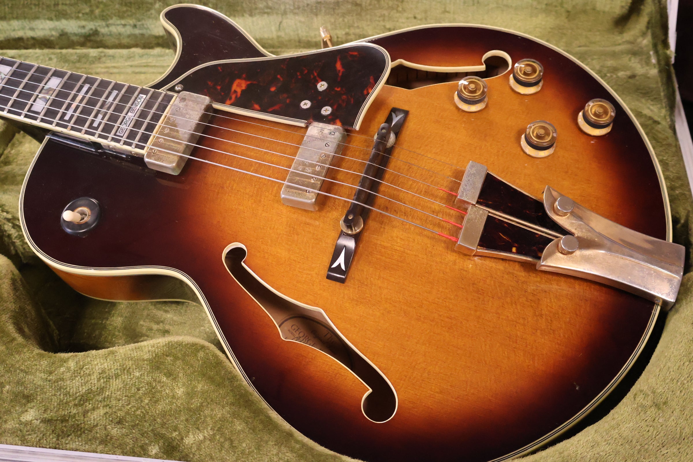 Ibanez 1979 GB-10 George Benson OHSC – Dirk Witte