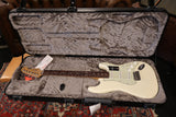 Fender American Professional II Stratocaster Roasted Neck Rosewood Fingerboard Olympic White