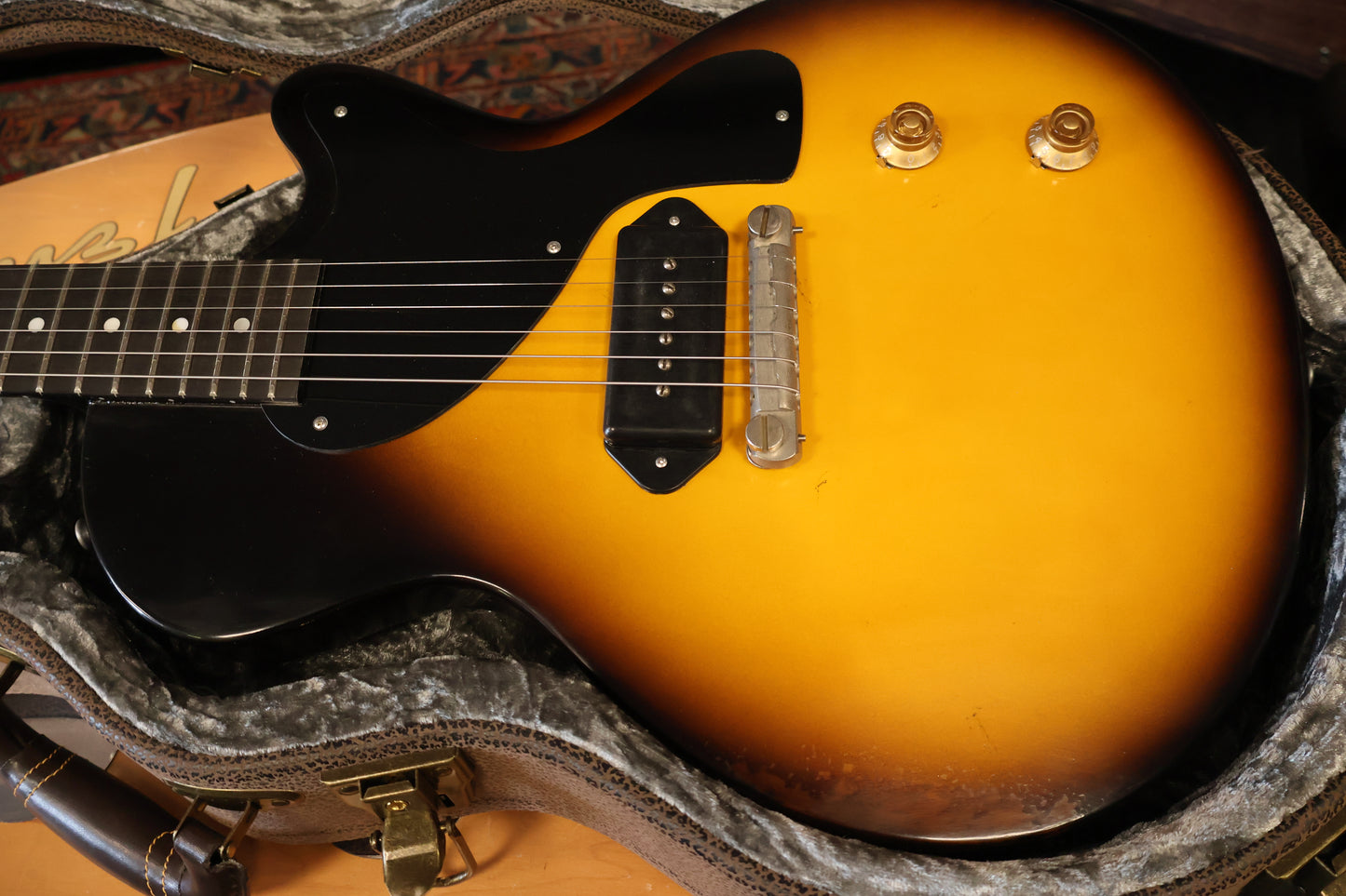 Eastman SB55/V-SB All Mahogany P90 single cut Sunburst (B-Stock)