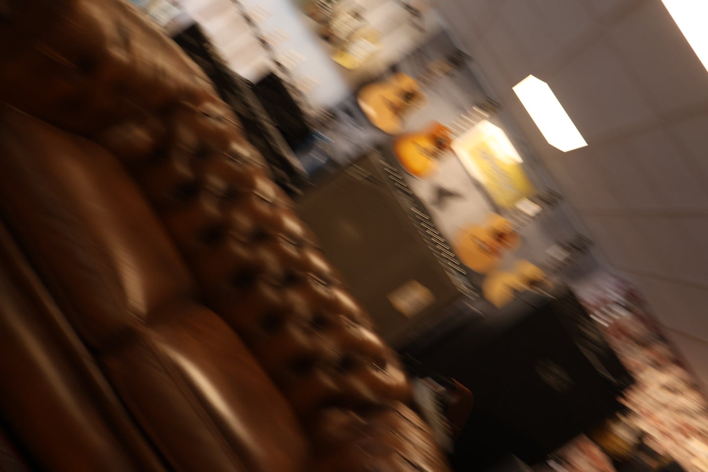 Eastman SB55/V-SB All Mahogany P90 single cut Sunburst (B-Stock)