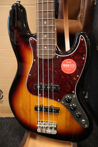 Squier Classic Vibe '60s Jazz Bass 3-Color Sunburst (B-Stock)