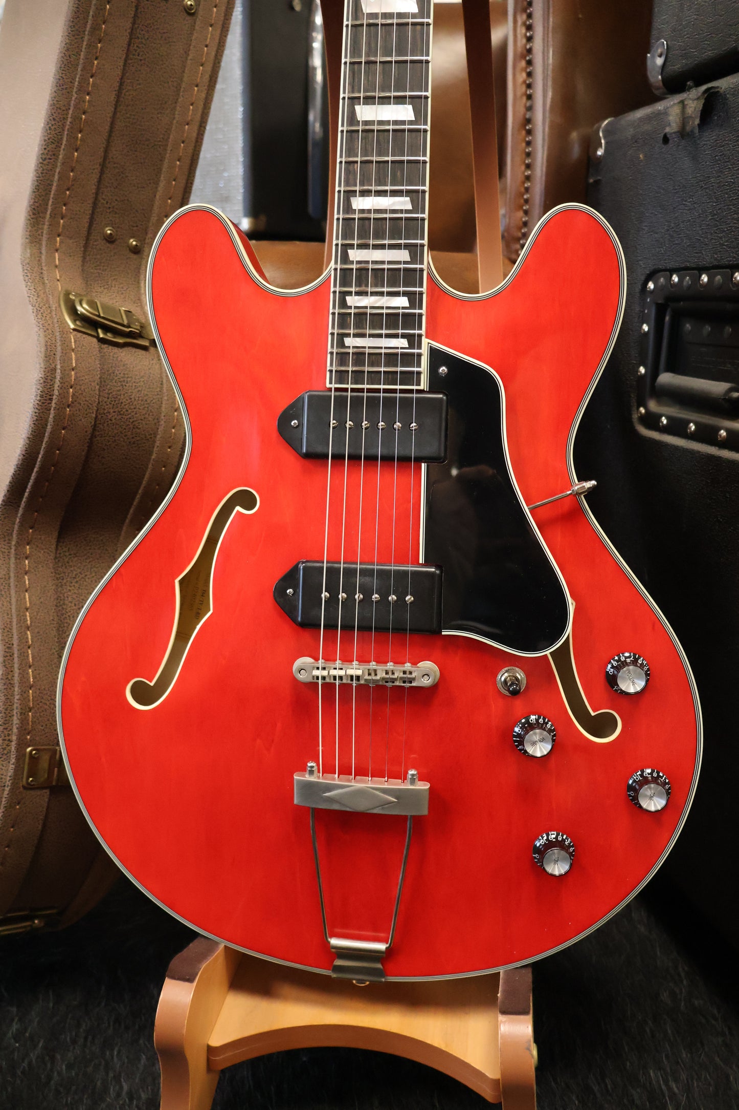 Eastman T64/TV-T Vintage Red