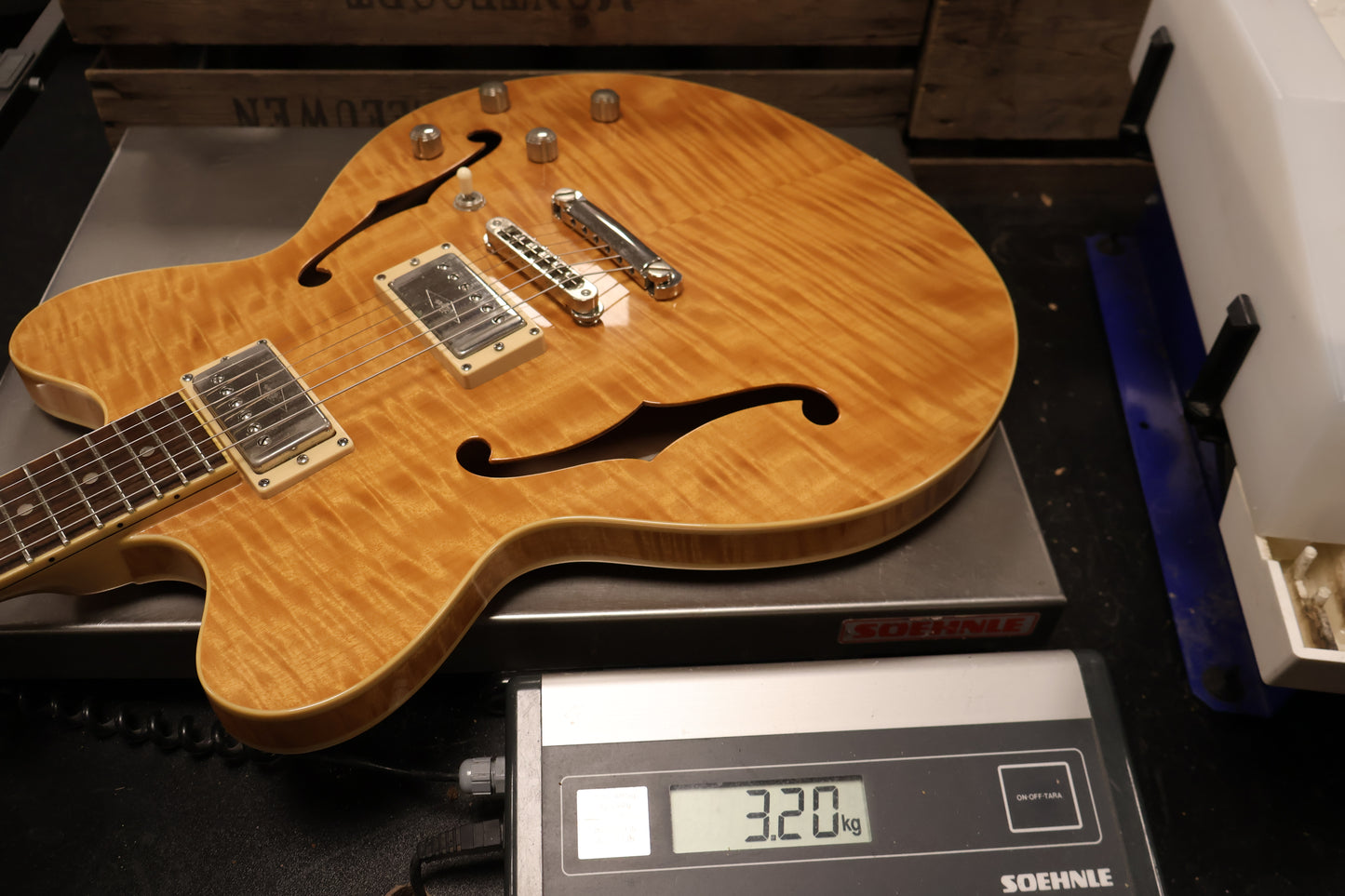 Hofner 2006 Verythin Flametop made in Germany (USED)