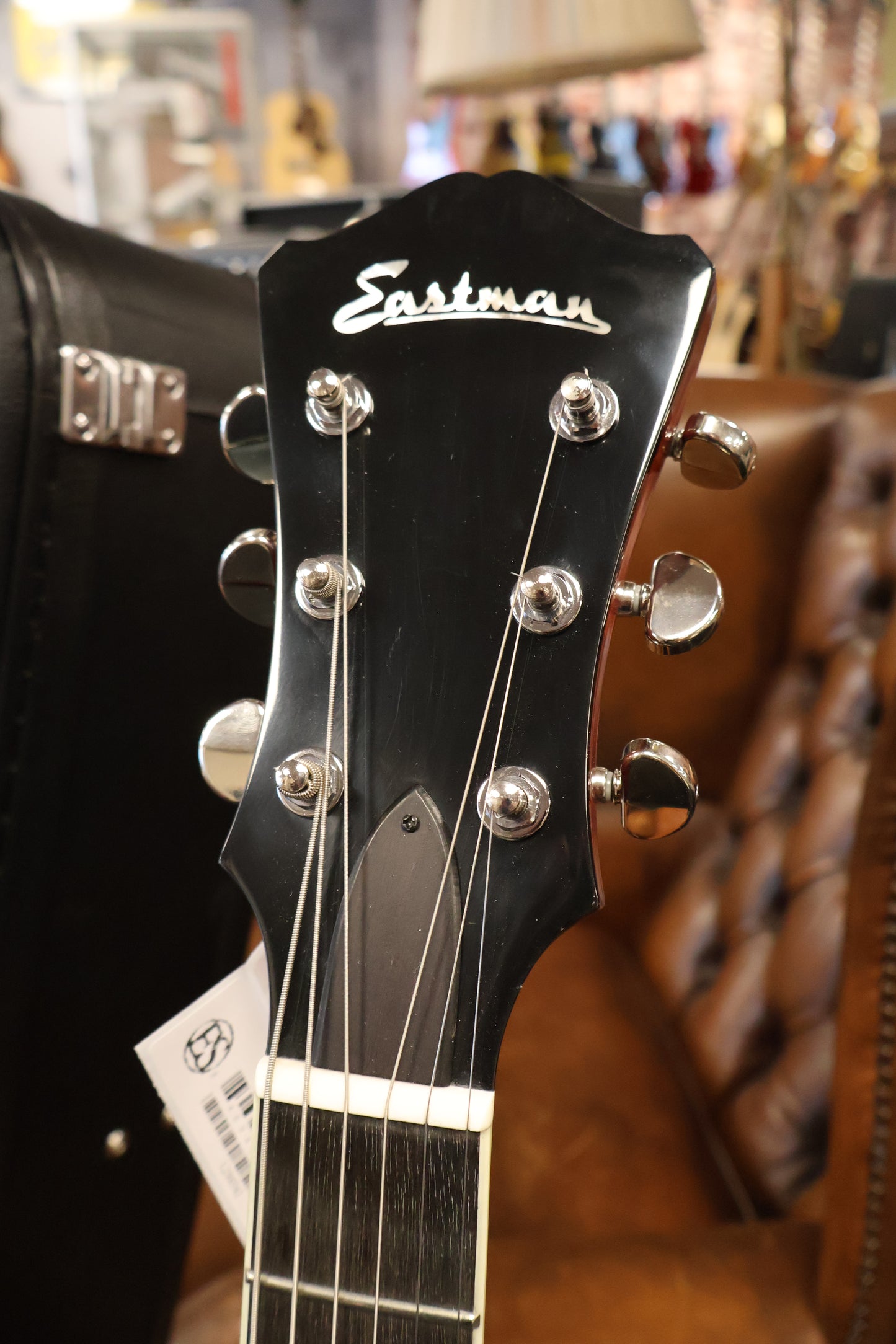 Eastman AR403CED Hollow Body Archtop (B-Stock)
