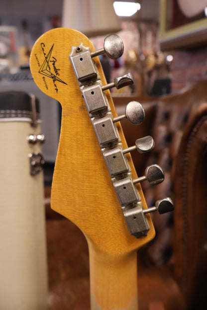 Fender '63 Stratocaster Sunburst Relic LTD (Used)