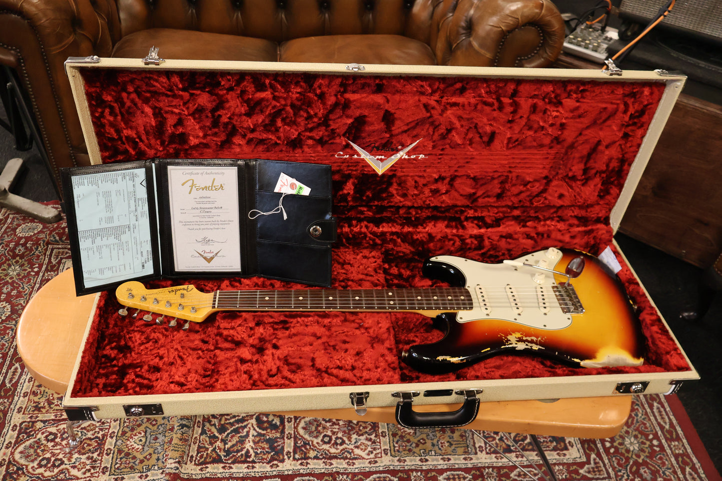 Fender '63 Stratocaster Sunburst Relic LTD (Used)