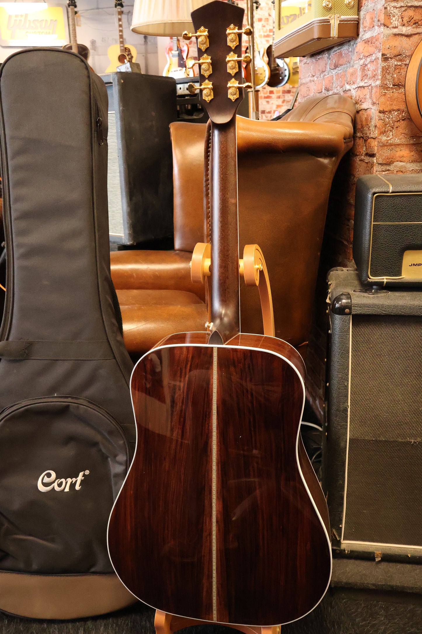 Cort D8 Gold Light Burst (USED)