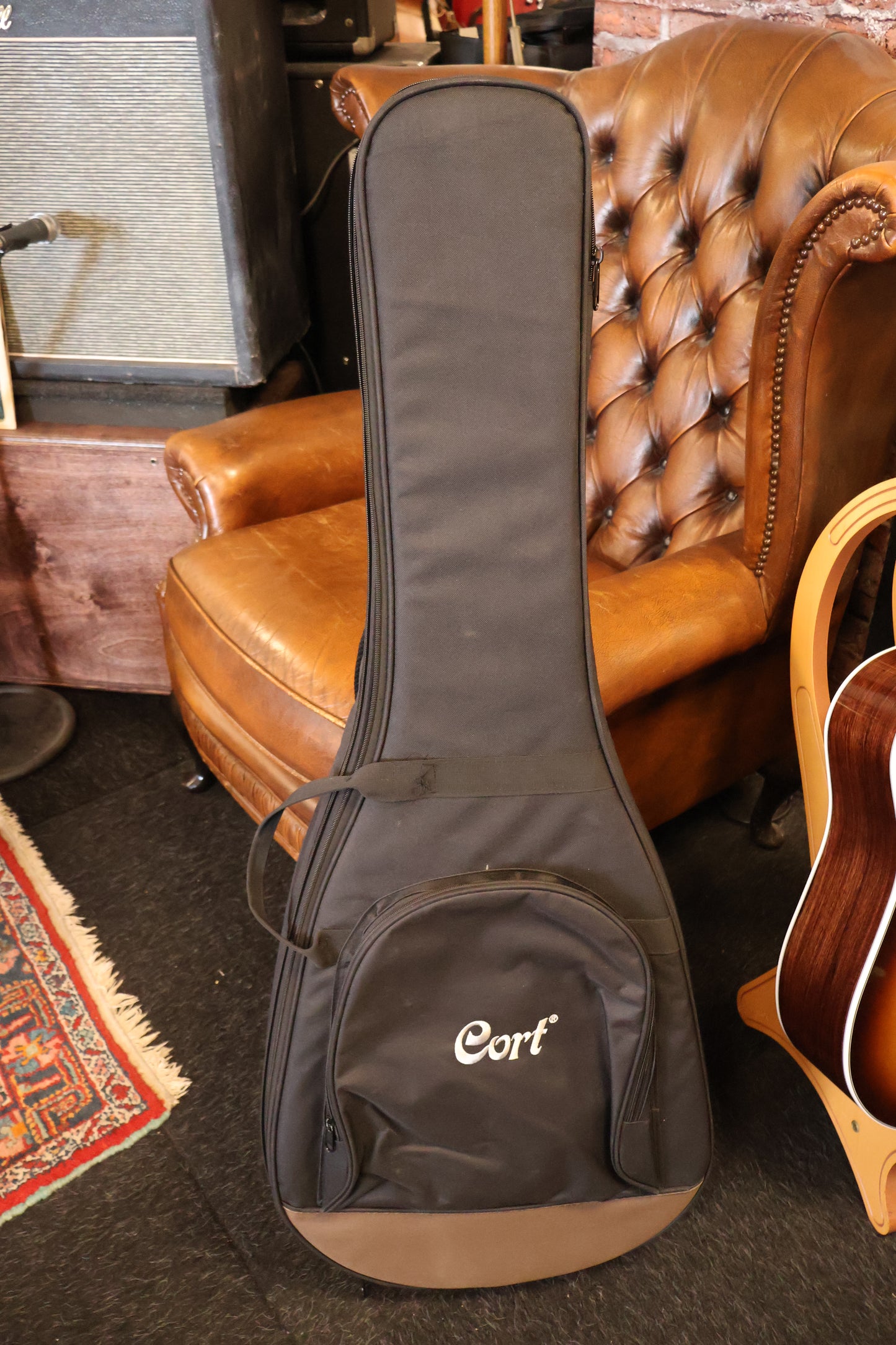 Cort D8 Gold Light Burst (USED)