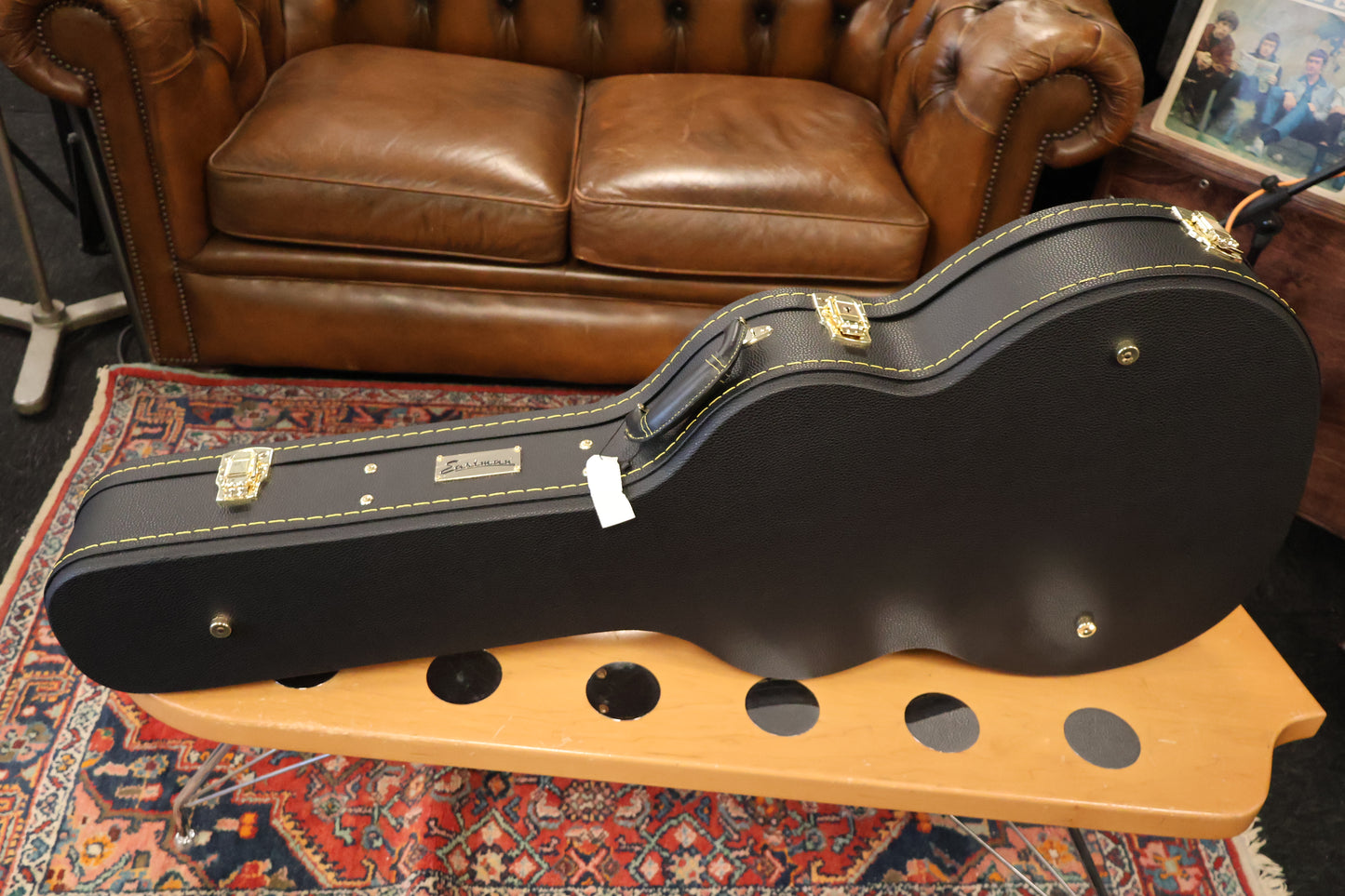 Eastman OM Orchestra Model Hardcase