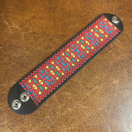 Souldier LCUF1222BK02  - Monterey Red Cuff 2''