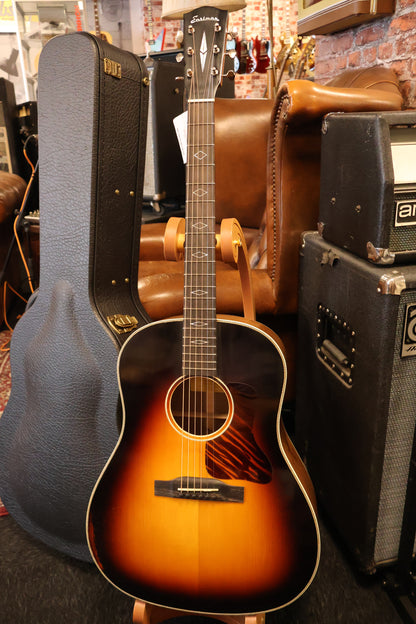 Eastman E22SS/V-SB Antique Sunburst