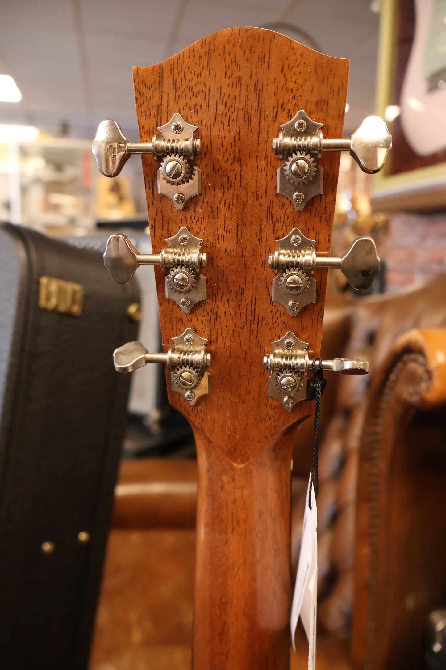 Eastman E22SS/V-SB Antique Sunburst