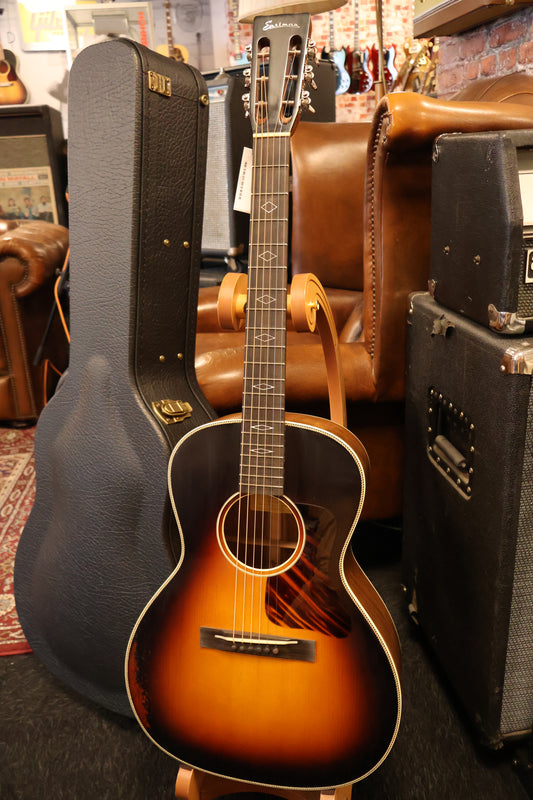 Eastman E22OOSS/V-SB Antique Sunburst