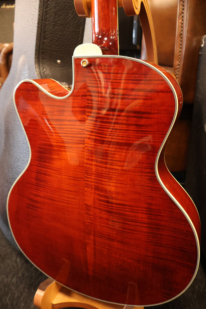 Eastman AR810CE Archtop Classic Model