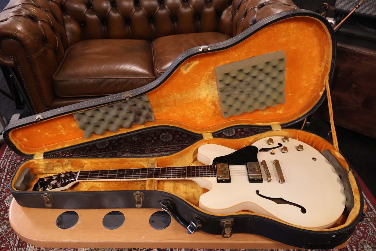 Gibson 1987 ES-335 White Gold Hardware