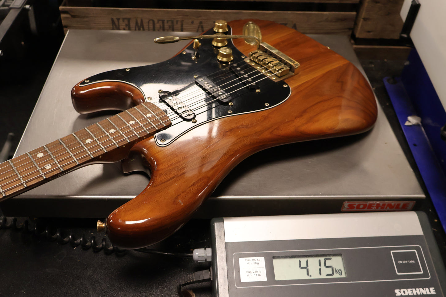Fender Walnut "The Strat" 1981