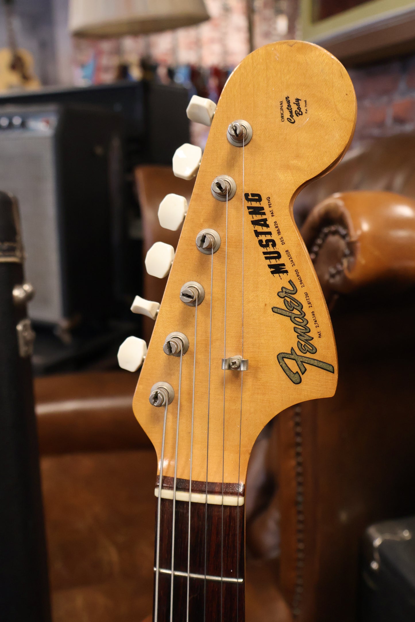 Fender 1966 Mustang Daphne Blue OHSC