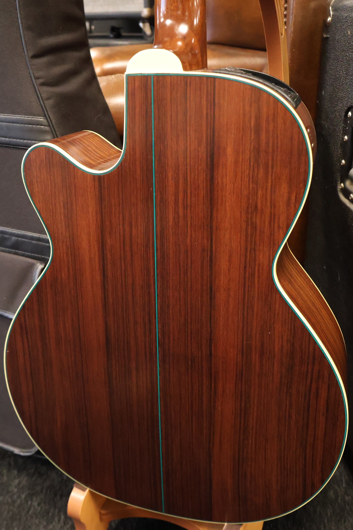 Takamine Ltd 1999 Grand Auditorium Mountain (Used)
