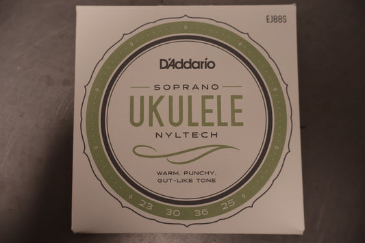 D'addario EJ88S Soprano Ukulele Nyltech
