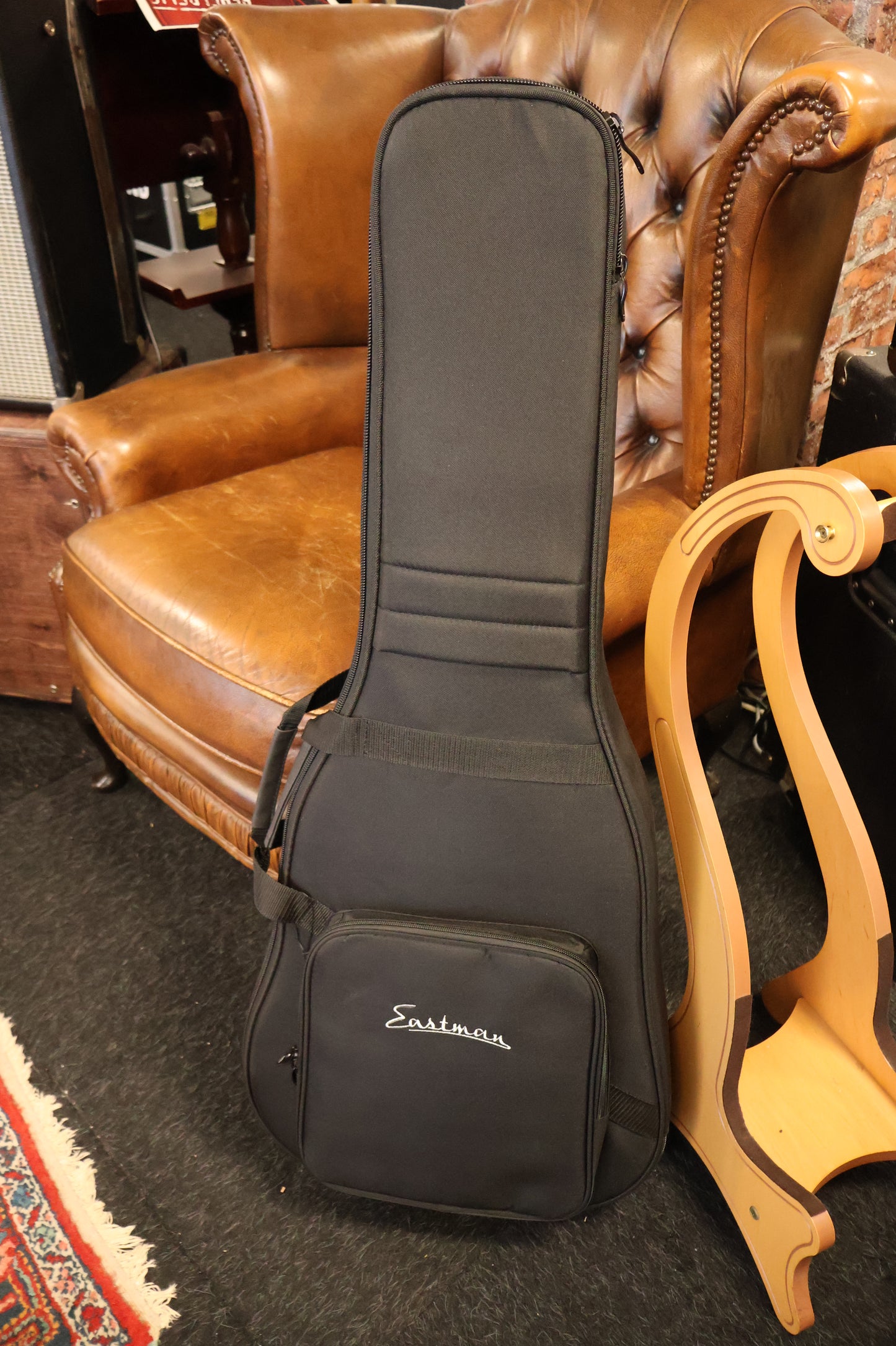 Eastman E3OME Auditorium with Pickup #445