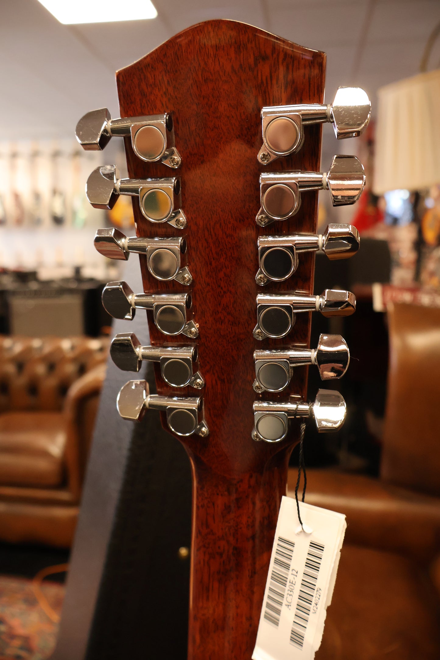 Eastman AC330E-12 Jumbo with electronics #279