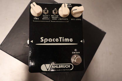 Vahlburch Spacetime Delay (Used)