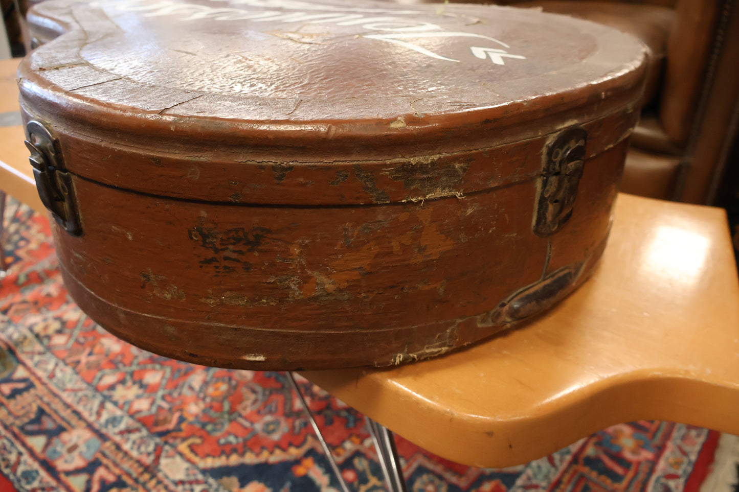 Vintage Lifton (Gibson) Case Brown Tennessee Herby