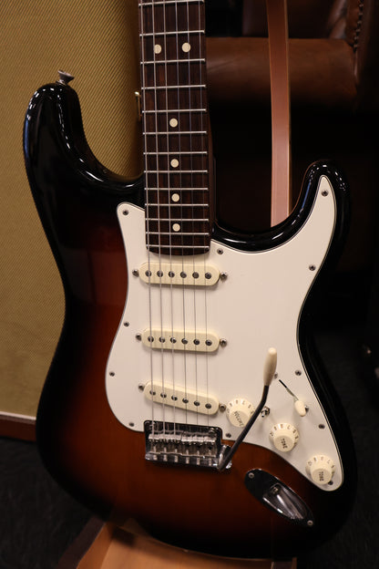 Fender LTD American Professional Stratocaster with Rosewood Neck 2016 - 3-Color Sunburst