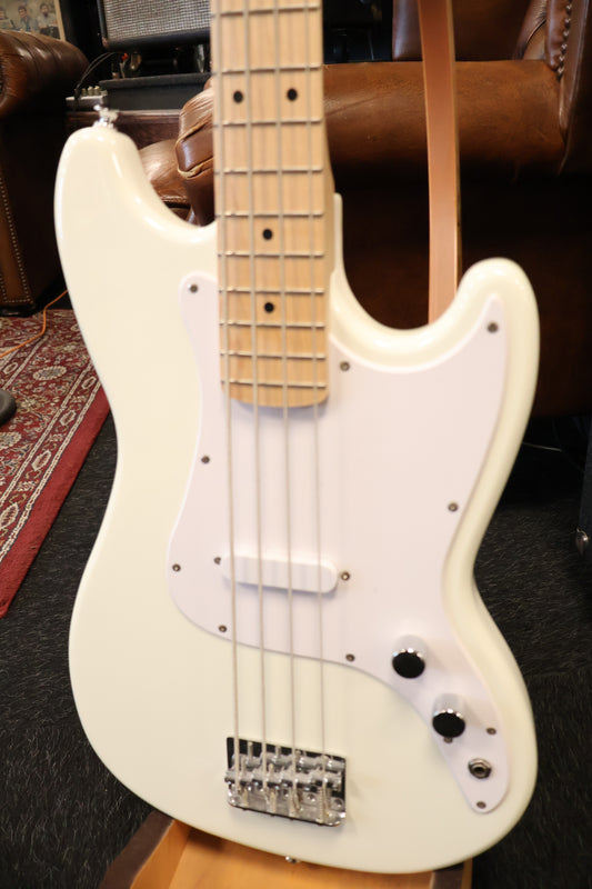 Squier Sonic Bronco Bass Arctic White (Used)